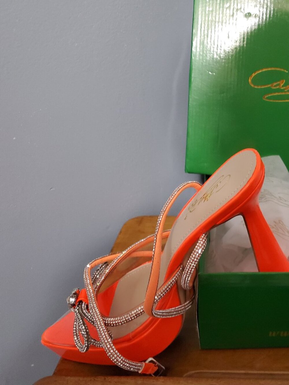 Orange Cathy Din Size 9
